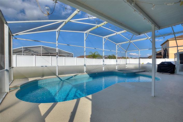 Image No.45-5 Bed Property for sale