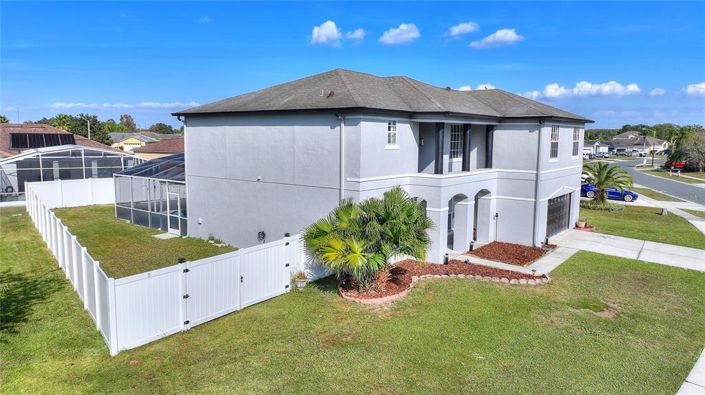 Image No.50-5 Bed Property for sale