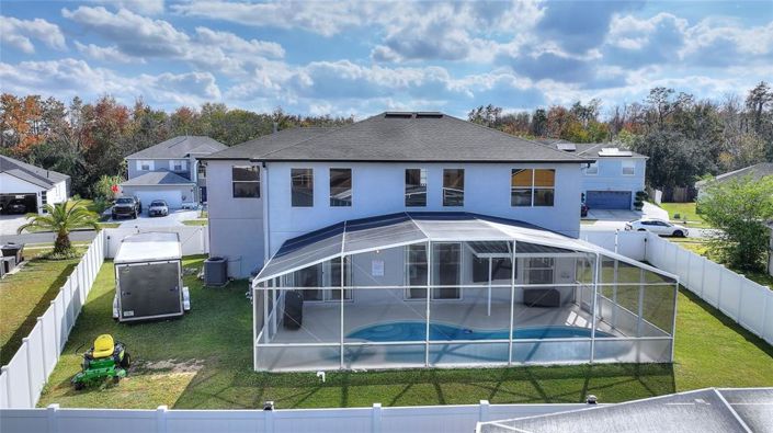 Image No.52-5 Bed Property for sale