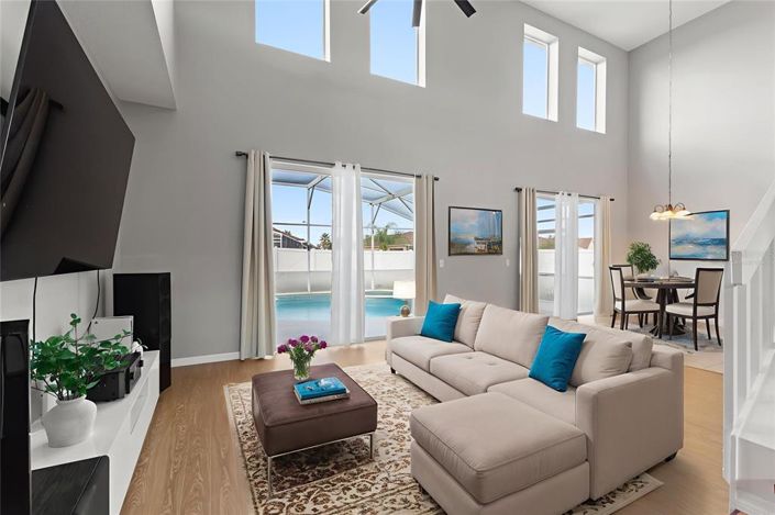 Image No.7-5 Bed Property for sale