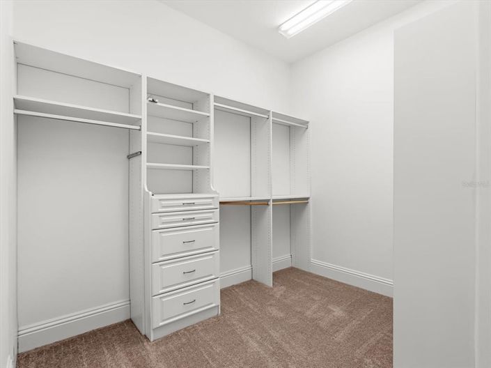 Image No.41-6 Bed Property for sale