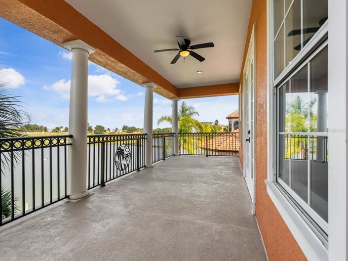 Image No.42-6 Bed Property for sale