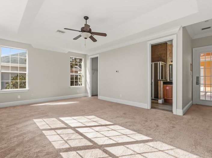 Image No.47-6 Bed Property for sale