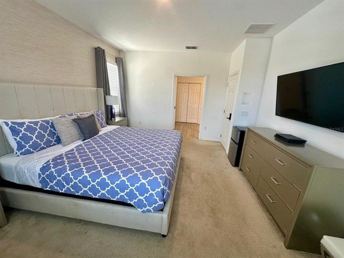 Image No.32-14 Bed Property for sale