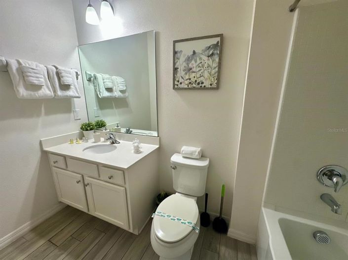 Image No.41-14 Bed Property for sale