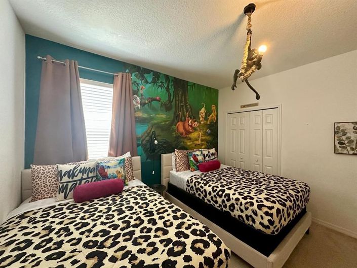 Image No.53-14 Bed Property for sale