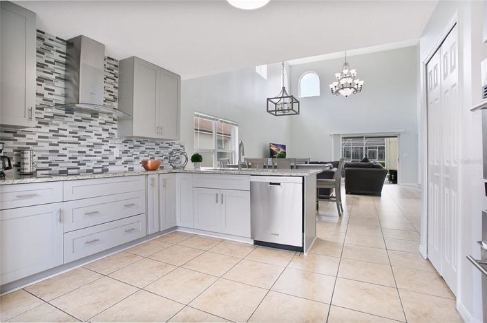 Image No.15-4 Bed Property for sale