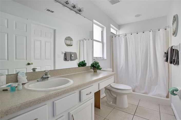 Image No.18-4 Bed Property for sale