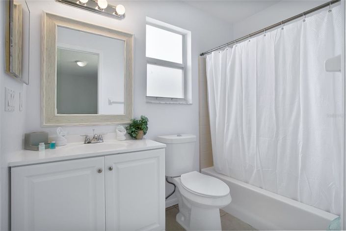 Image No.27-4 Bed Property for sale