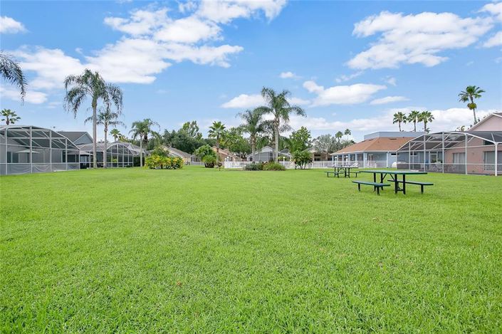 Image No.35-4 Bed Property for sale