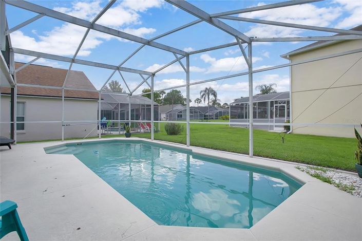 Image No.4-4 Bed Property for sale