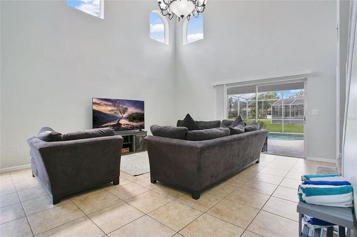 Image No.8-4 Bed Property for sale