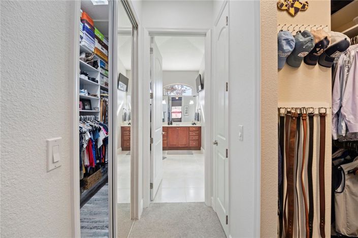 Image No.23-4 Bed Property for sale