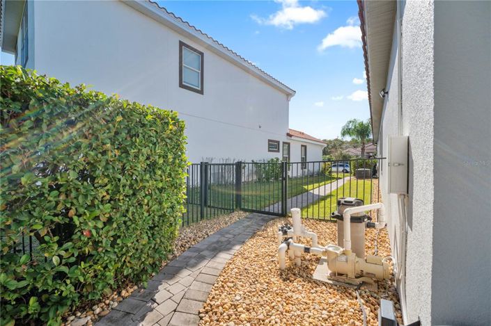 Image No.41-4 Bed Property for sale