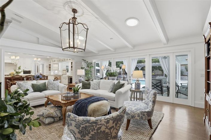 Image No.12-3 Bed Property for sale