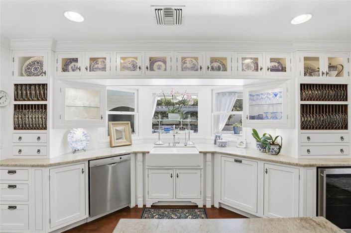 Image No.23-3 Bed Property for sale