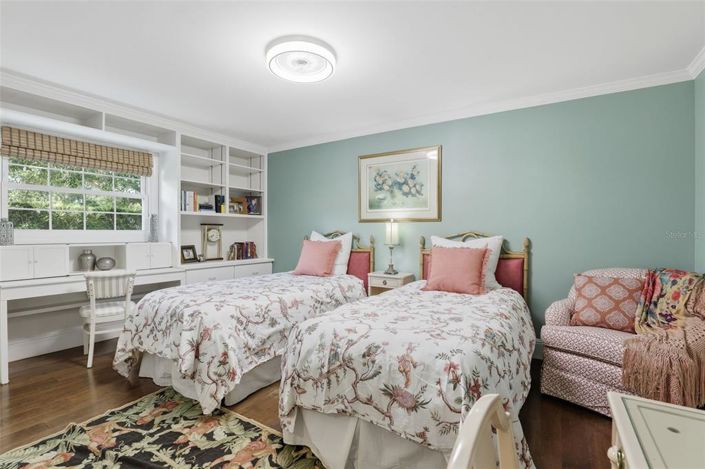 Image No.32-3 Bed Property for sale