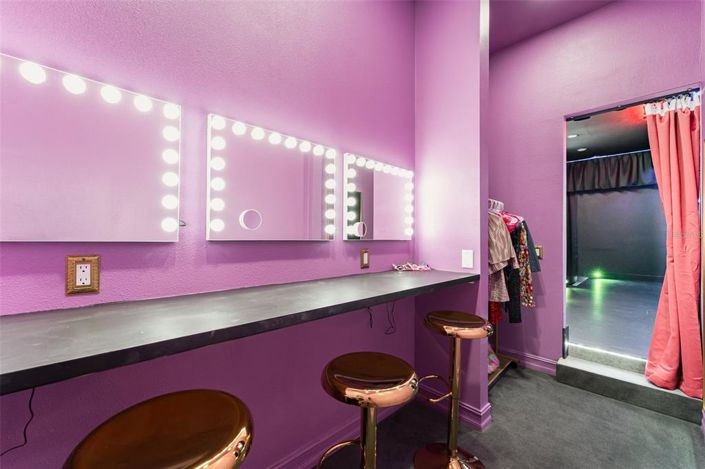 Image No.13-5 Bed Property for sale