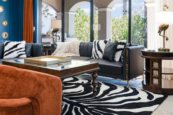 Image No.23-5 Bed Property for sale