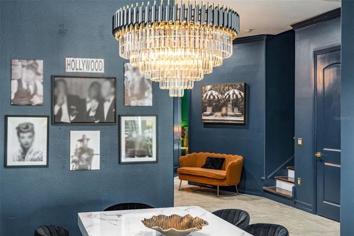 Image No.24-5 Bed Property for sale