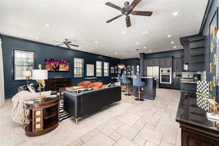 Image No.41-5 Bed Property for sale