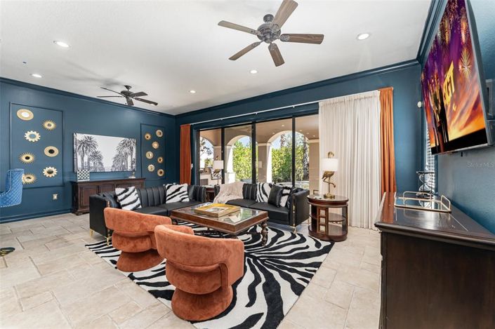 Image No.44-5 Bed Property for sale