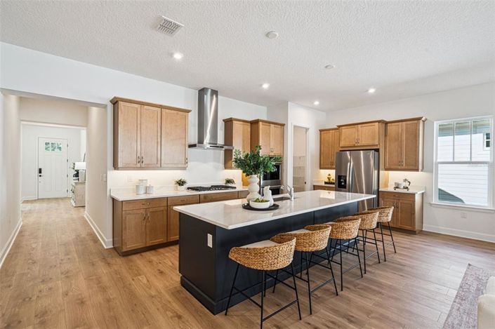 Image No.3-3 Bed Property for sale