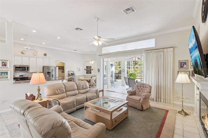 Image No.15-4 Bed Property for sale