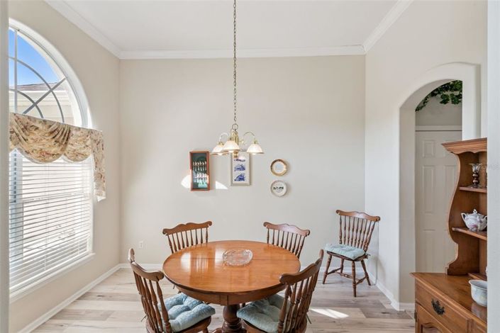 Image No.18-4 Bed Property for sale