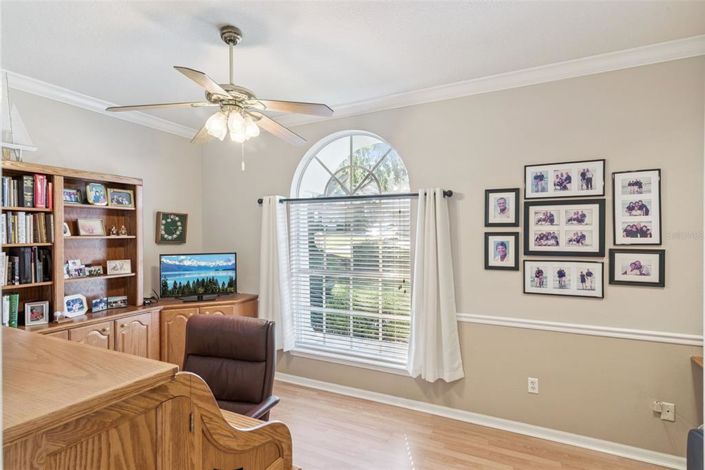 Image No.32-4 Bed Property for sale