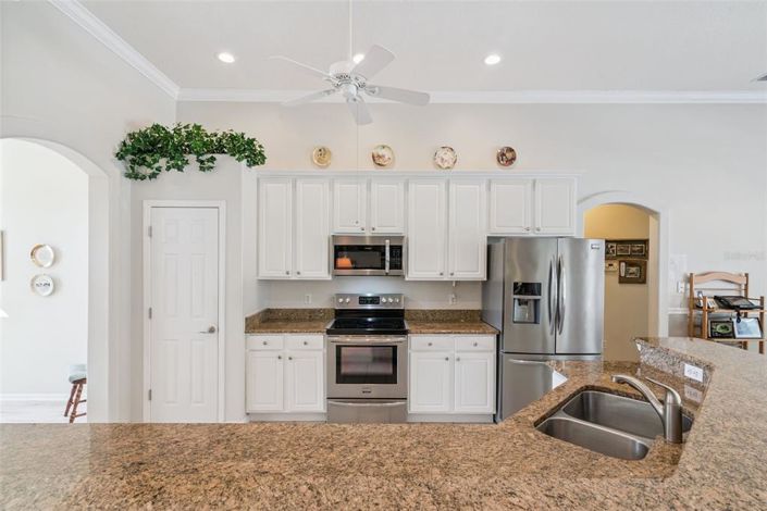 Image No.8-4 Bed Property for sale