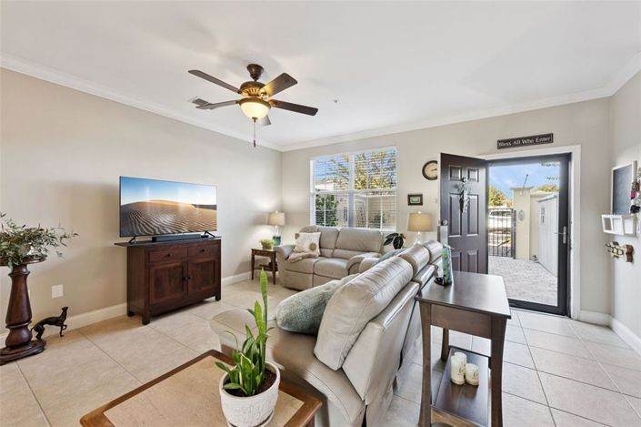 Image No.3-4 Bed Townhouse for sale