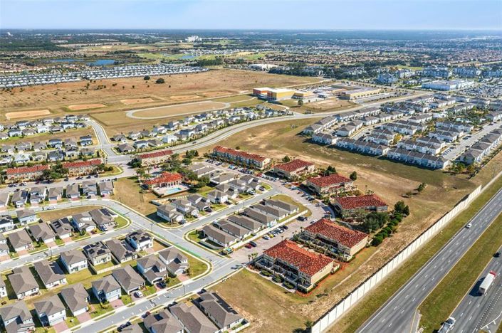 Image No.36-4 Bed Townhouse for sale