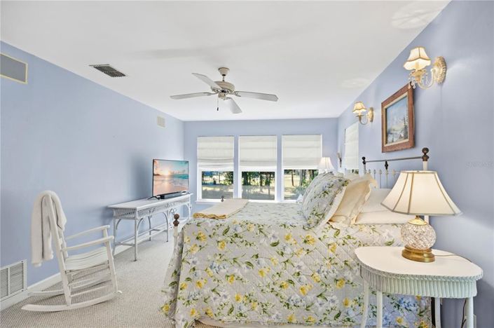 Image No.19-2 Bed Property for sale