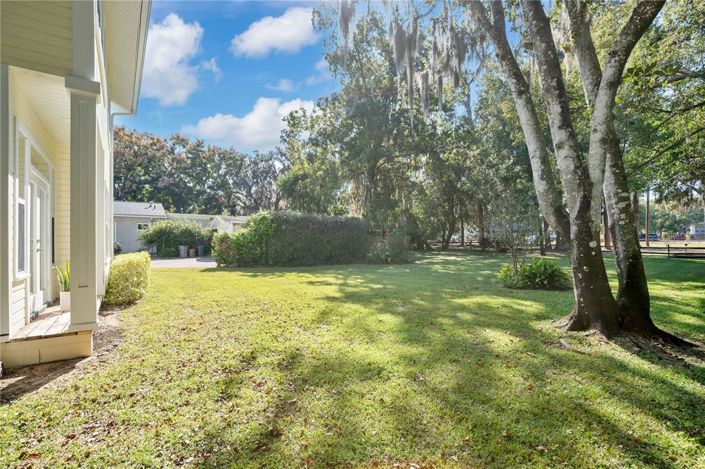 Image No.28-2 Bed Property for sale