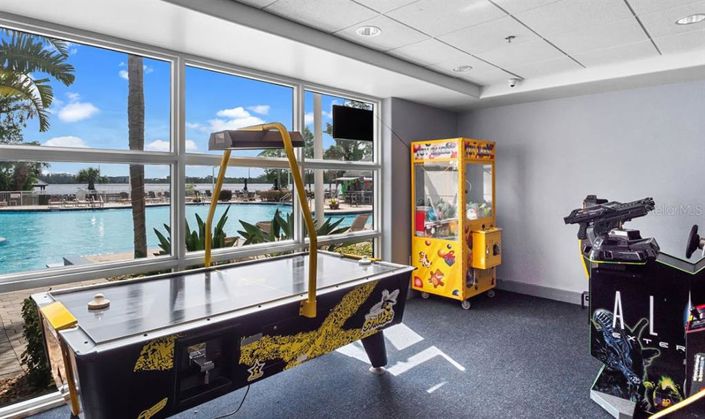 Image No.21-2 Bed Property for sale