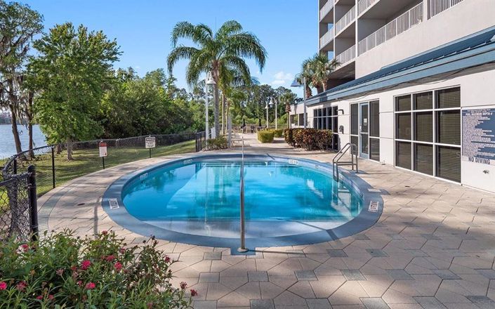 Image No.23-2 Bed Property for sale