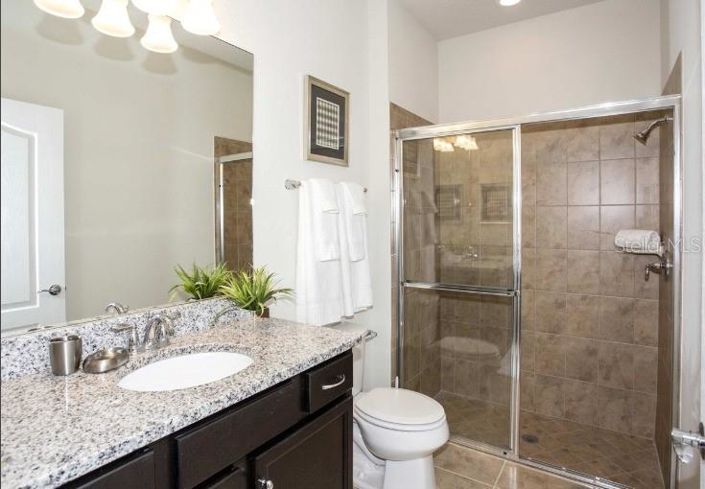 Image No.11-5 Bed Townhouse for sale