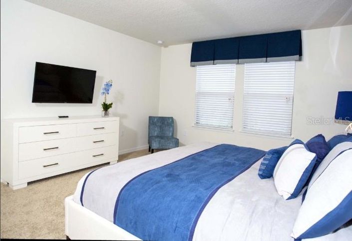 Image No.14-5 Bed Townhouse for sale