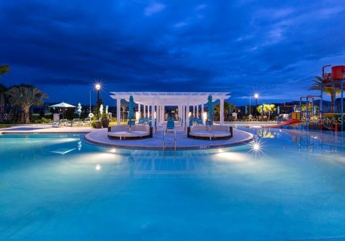 Image No.31-5 Bed Townhouse for sale