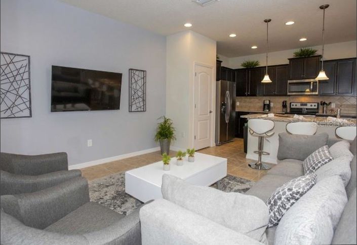 Image No.4-5 Bed Townhouse for sale