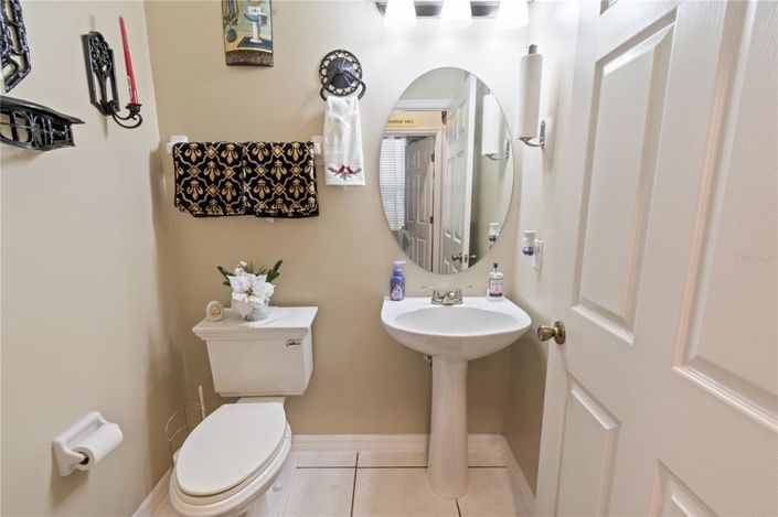 Image No.18-5 Bed Property for sale