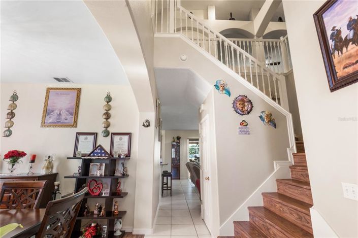 Image No.20-5 Bed Property for sale