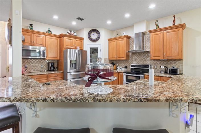 Image No.27-5 Bed Property for sale