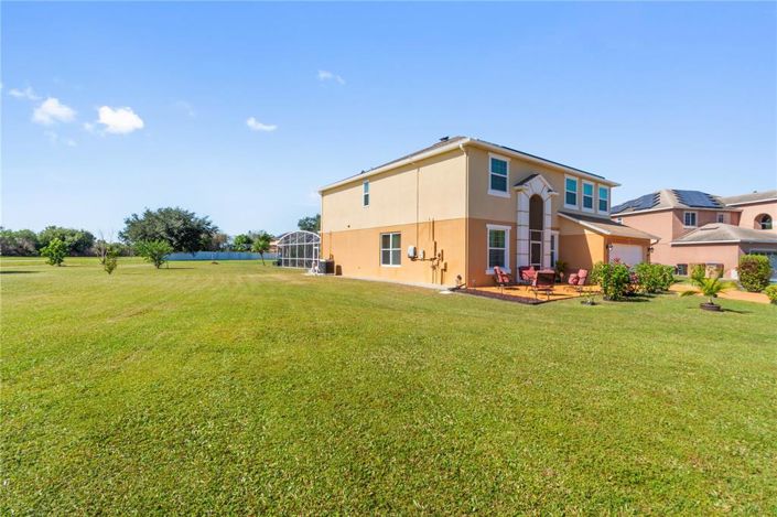 Image No.5-5 Bed Property for sale