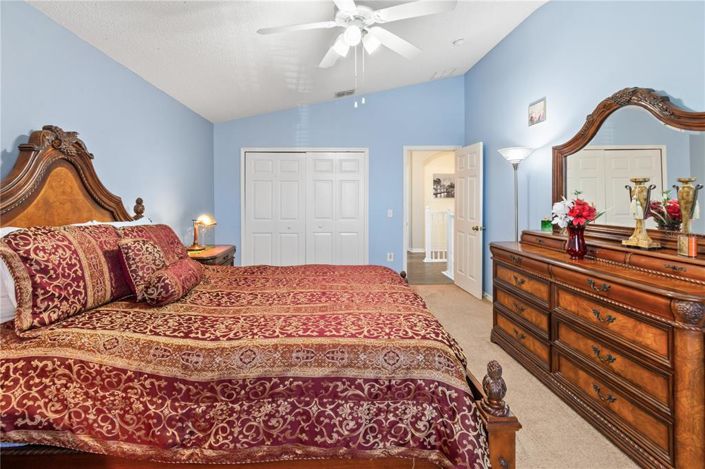 Image No.50-5 Bed Property for sale