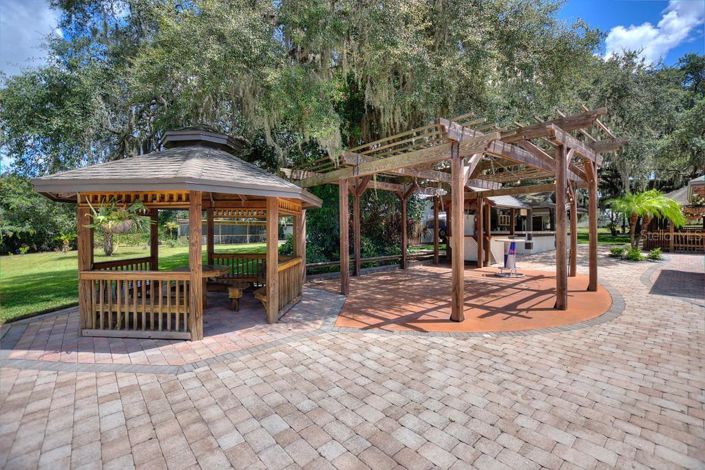 Image No.23-4 Bed Property for sale