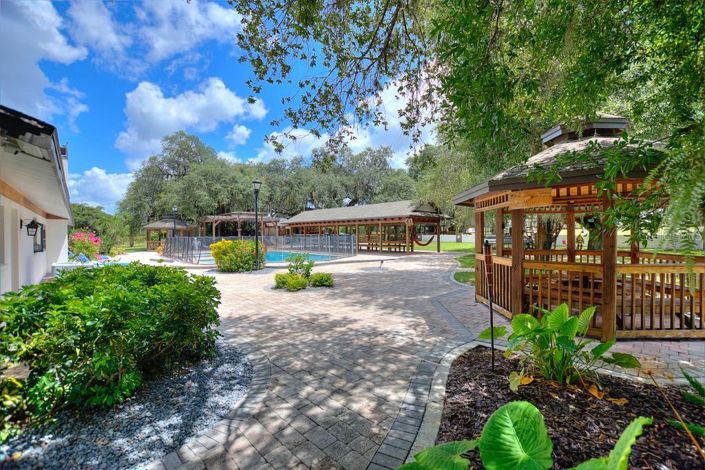 Image No.28-4 Bed Property for sale