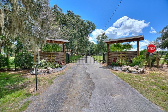 Image No.32-4 Bed Property for sale