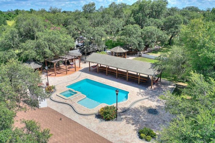 Image No.7-4 Bed Property for sale